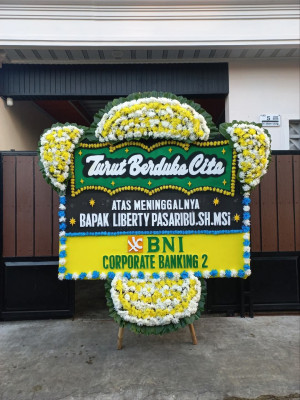 Papan Bunga Duka di Arab Melayu